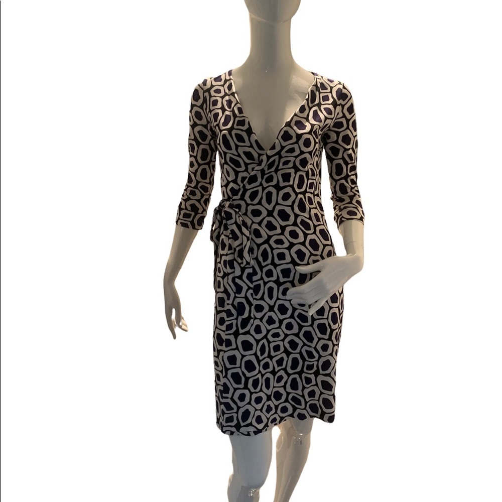 Diane Von Furstenberg DVF silk white, blue + black wrap dress with allover print